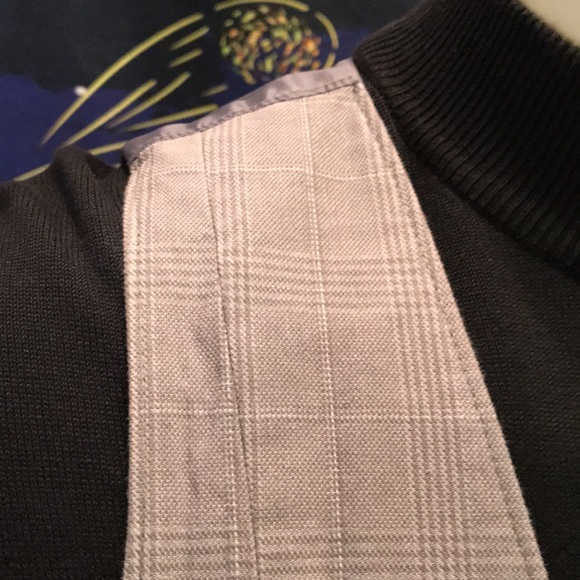 Structure Vest - Picture 7 of 17